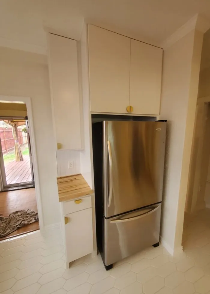 Slide of Handy Mustache