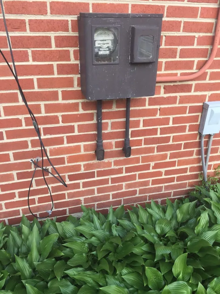 Certified electrician providing outlet and switch repair in , 