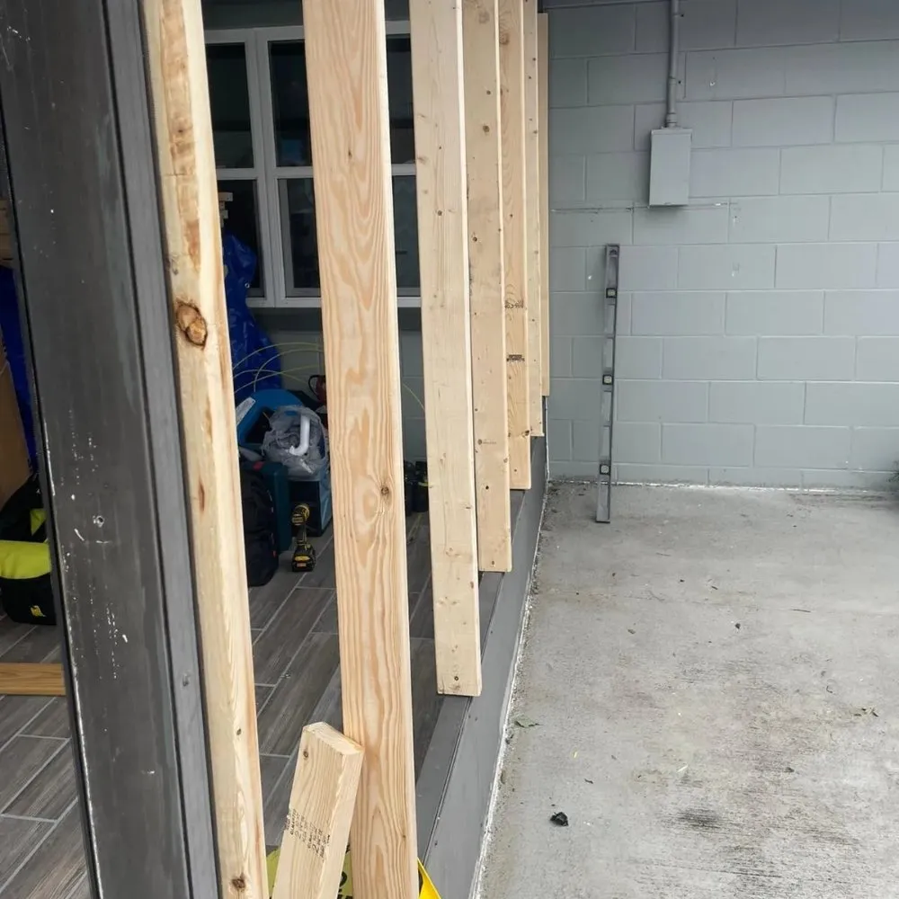 Slide of Handy Power Services