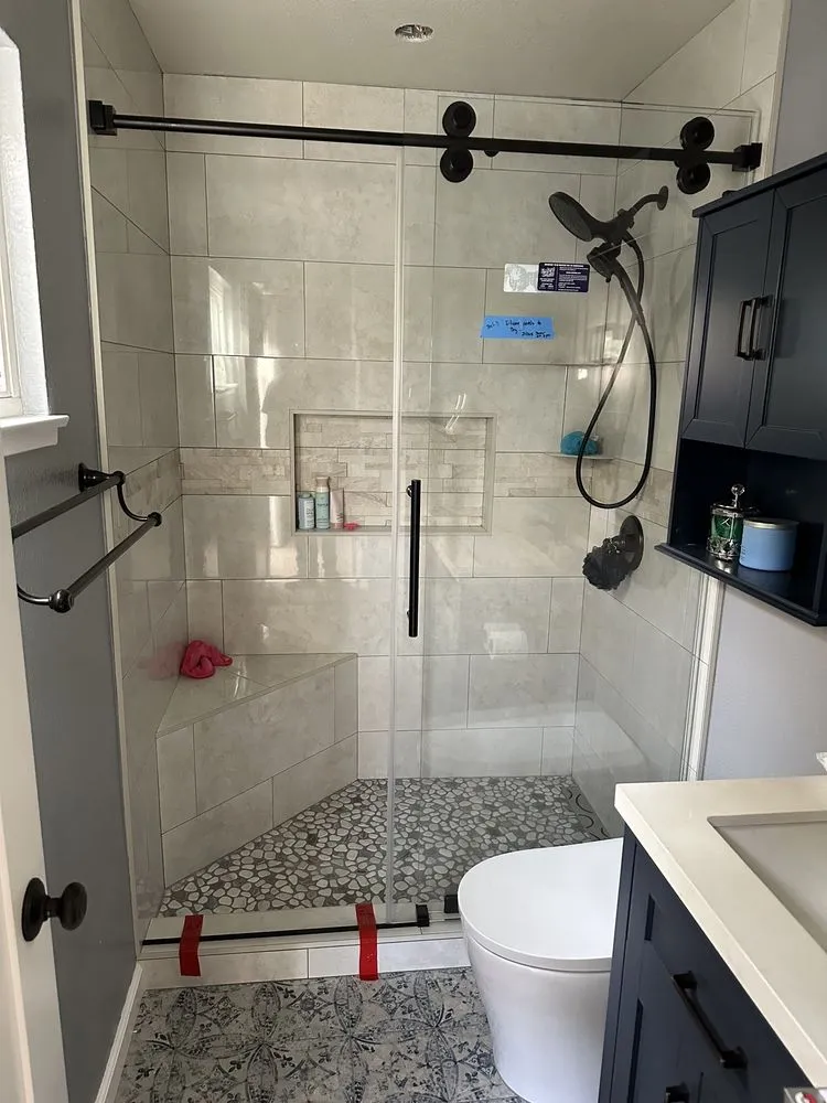 Slide of HandyCrew Services