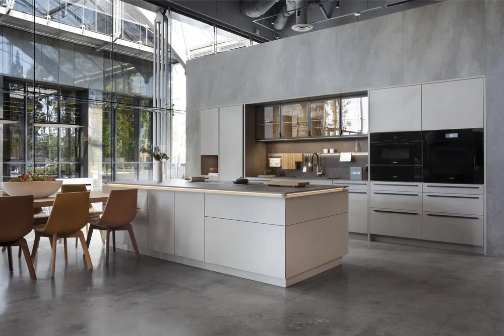 Slide of HandyCrew Services