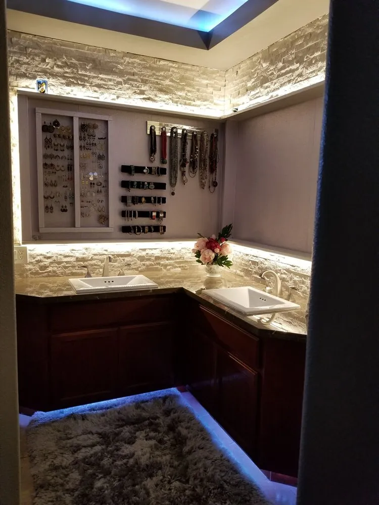 Slide of HandyDad Clifford