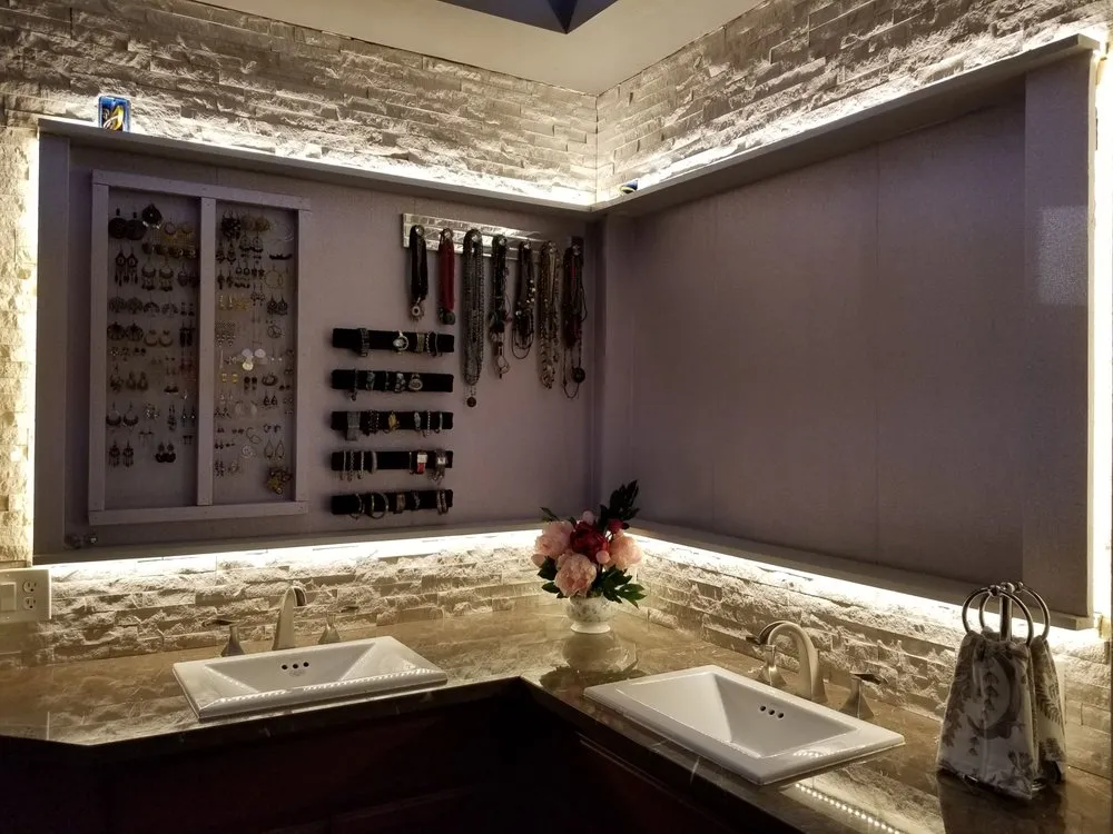 Slide of HandyDad Clifford