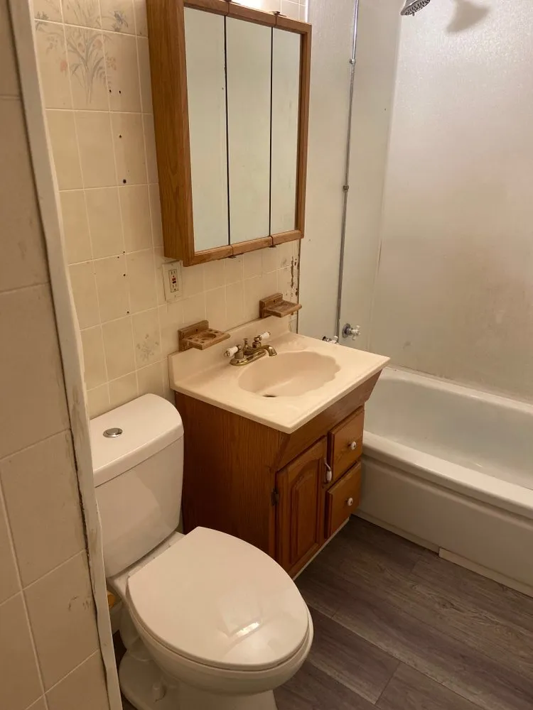 Slide of Handydads Construction