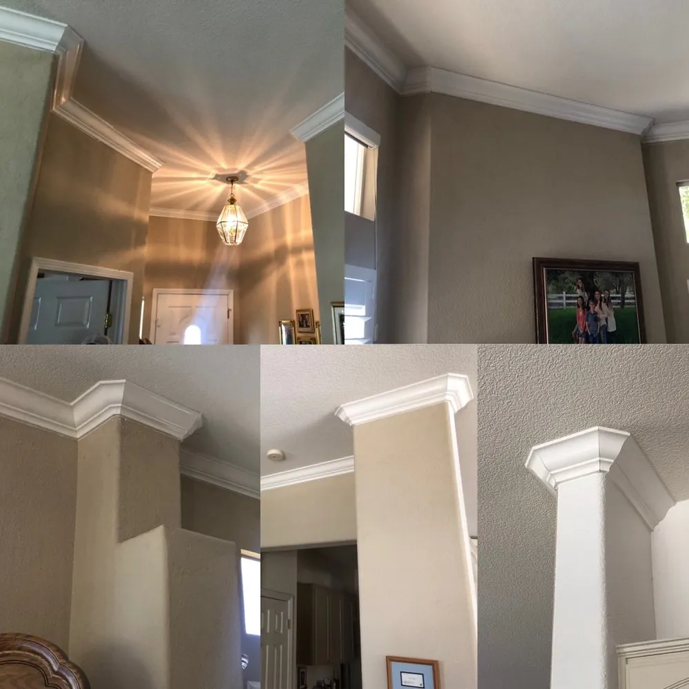 Emergency electrician providing circuit breaker repair in , 