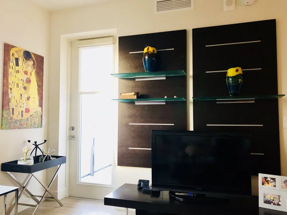 Slide of HandyDude Rob