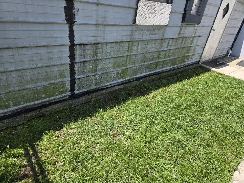 Slide of Handydye Solutions