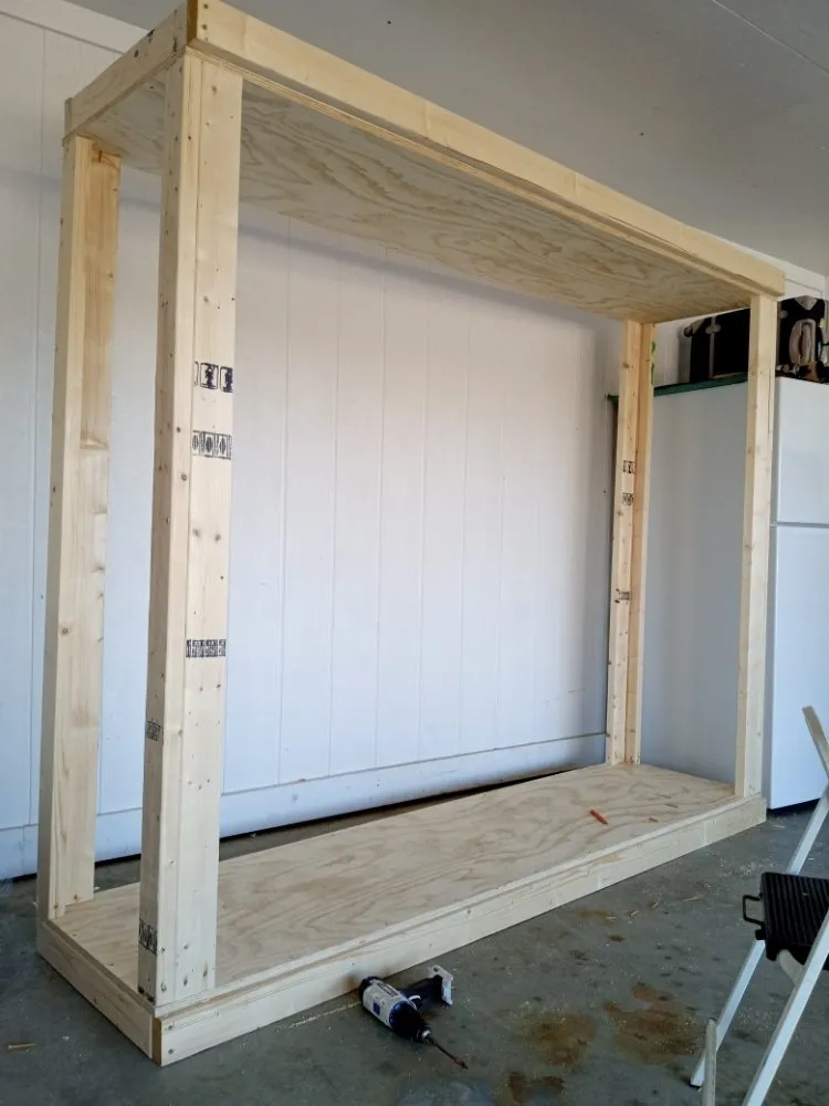 Slide of Handyman AT UR Service