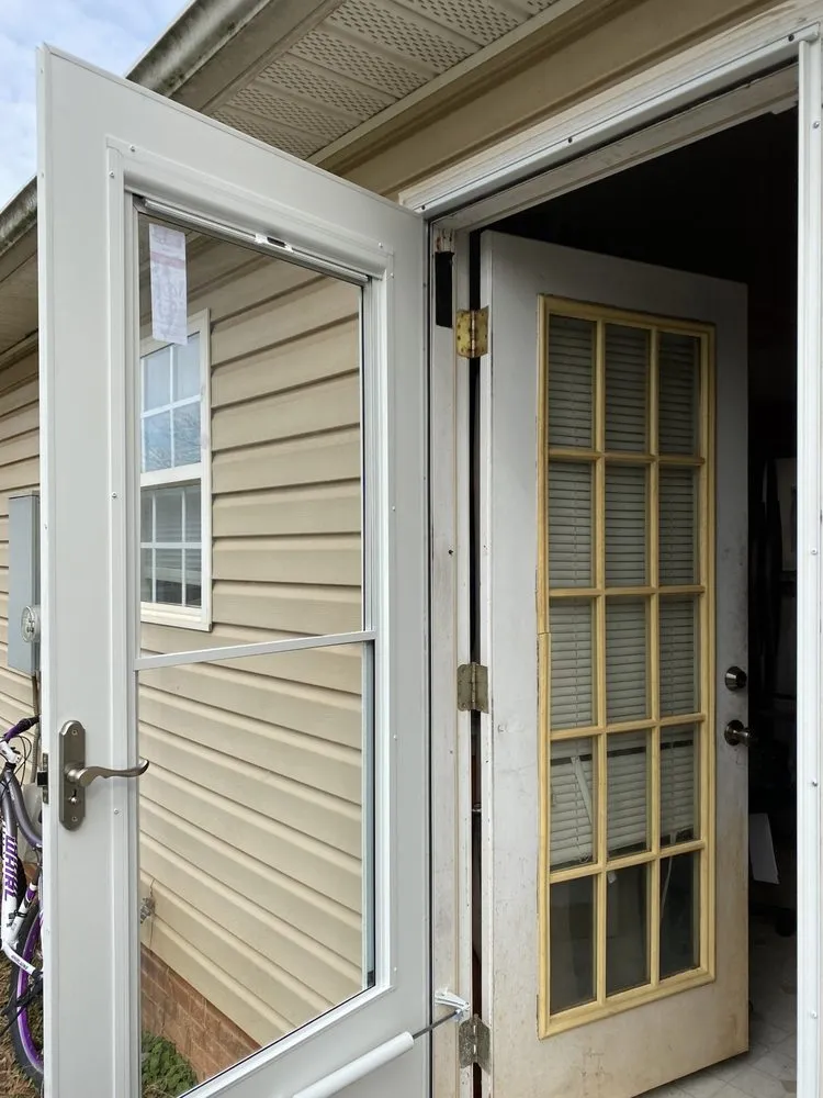 Slide of Handyman CLT