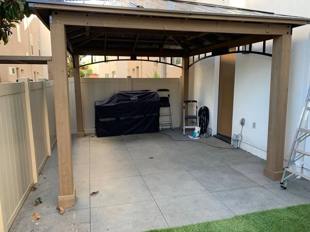 Slide of Handyman Elite Service