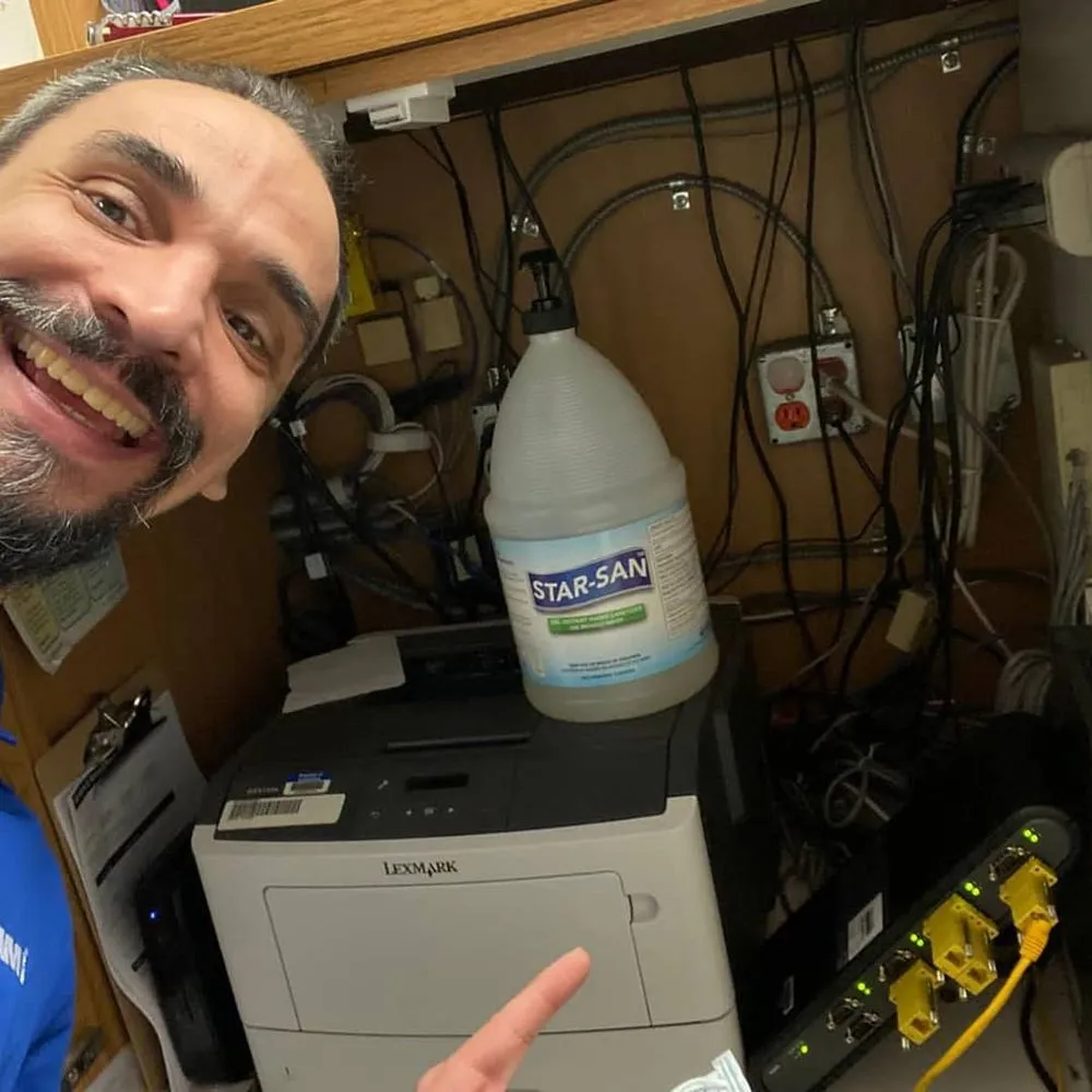 Licensed electrician providing panel upgrade in Cincinnati, OH - Handyman Gabriel Barrandeguy
