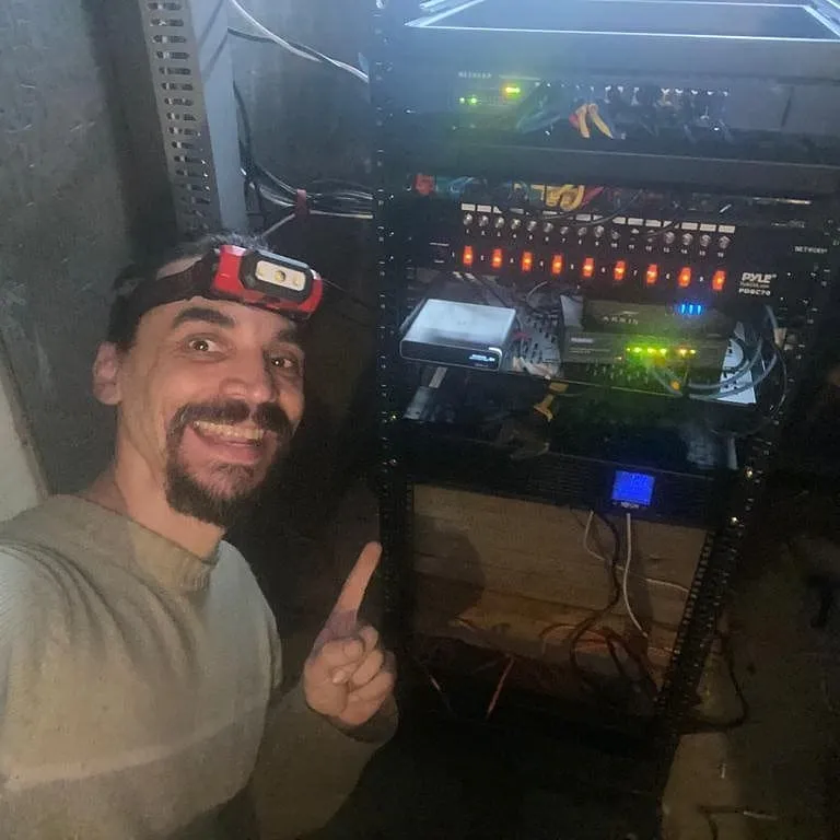 Emergency emergency electrical service experts serving Cincinnati, OH - Handyman Gabriel Barrandeguy