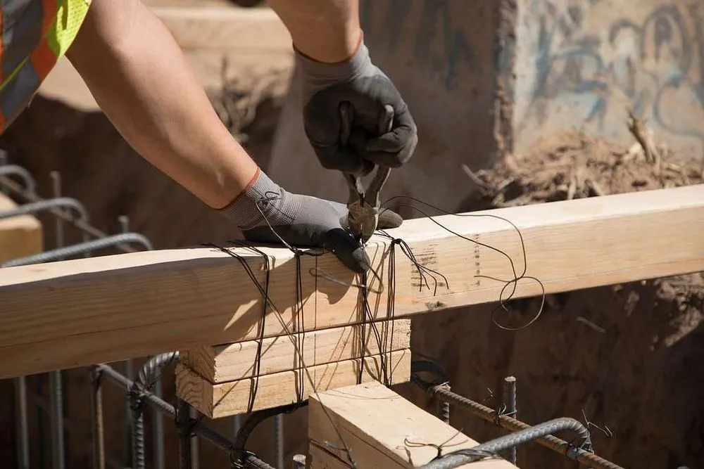 Slide of Handyman Moe