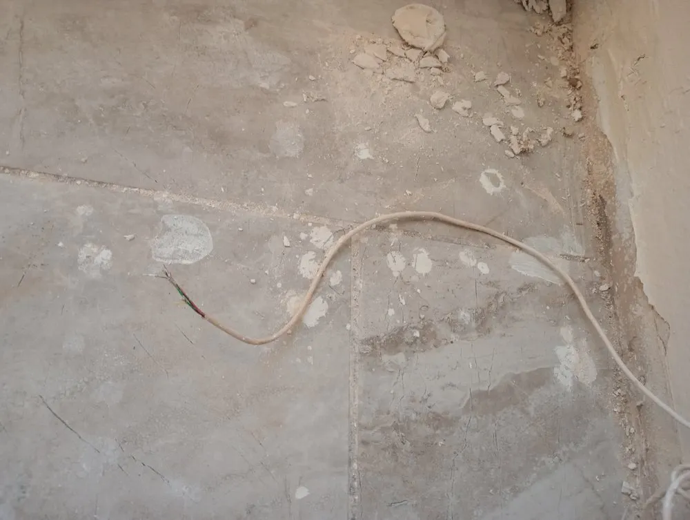 Slide of Handyman Mundo