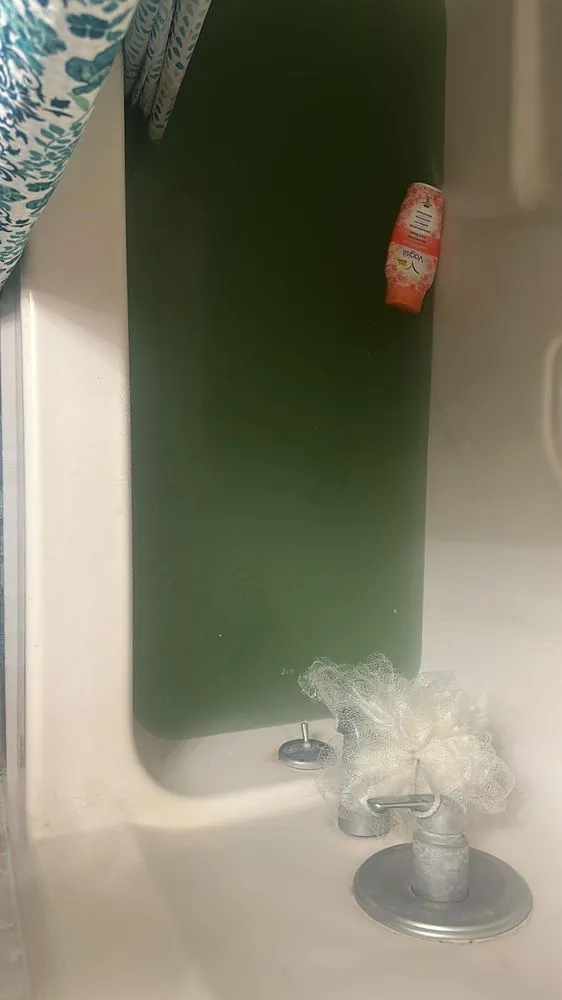 Slide of Handyman Mundo