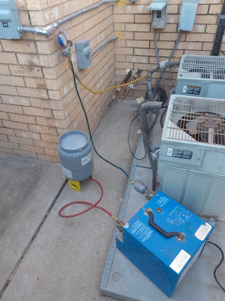 Slide of Handyman Mundo