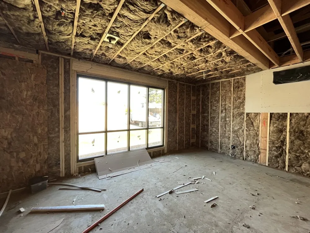 Slide of Handyman of Maple Valley