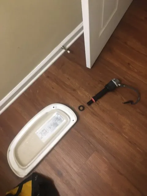 Emergency electrician providing lighting installation in Port St. Lucie, FL - Handyman Plus & Plumbing