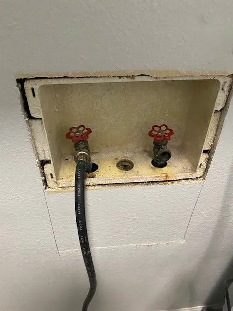 Expert circuit breaker repair in Port St. Lucie, FL by Handyman Plus & Plumbing