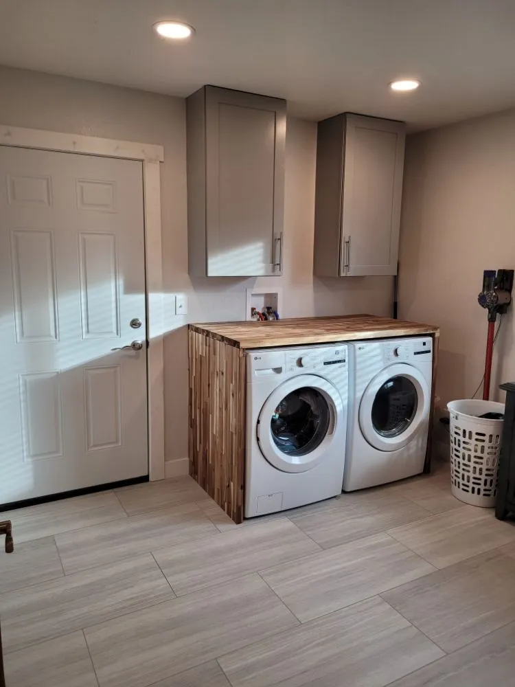 Expert wiring installation experts serving ,  - Handyman Plus