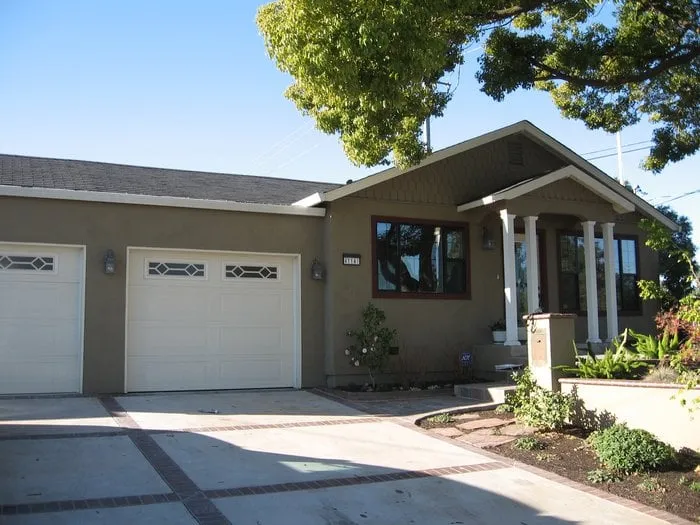 Slide of Handyman Pro's