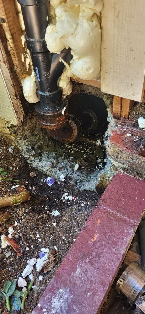 Slide of Handyman R32