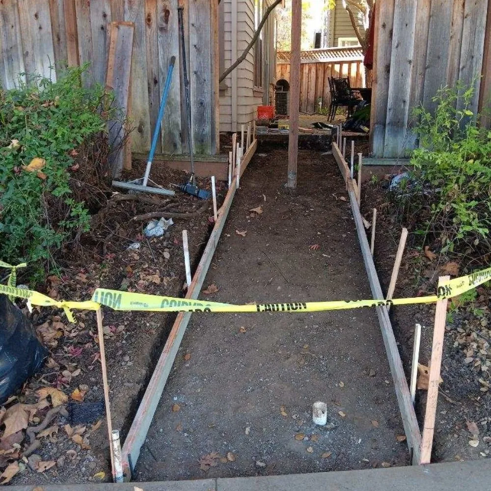 Slide of Handyman R32