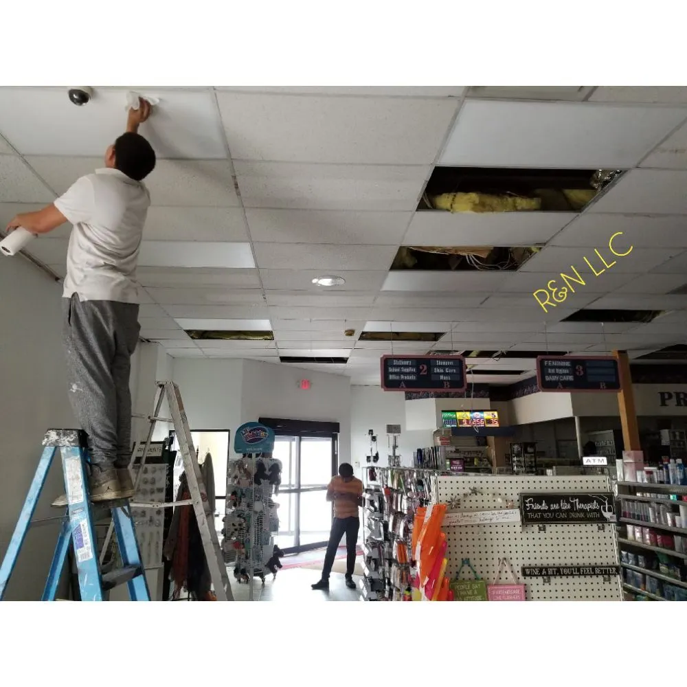 Slide of Handyman Roberto General Construction