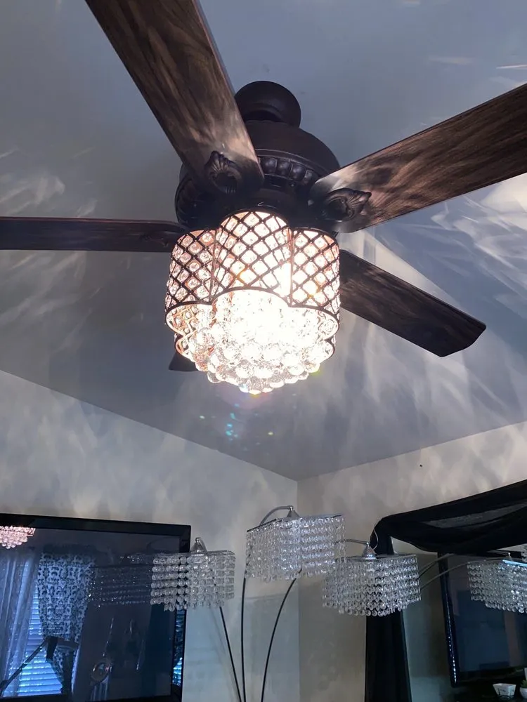 Slide of Handyman Services by Vic V.