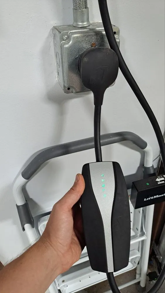 Slide of Handyman Services