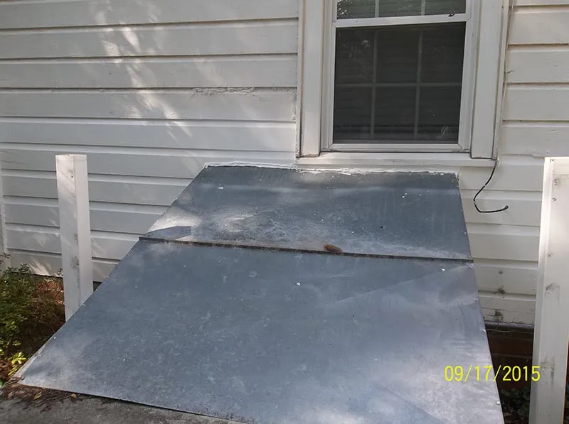 Affordable electrical service for homes in lighting installation,  by 