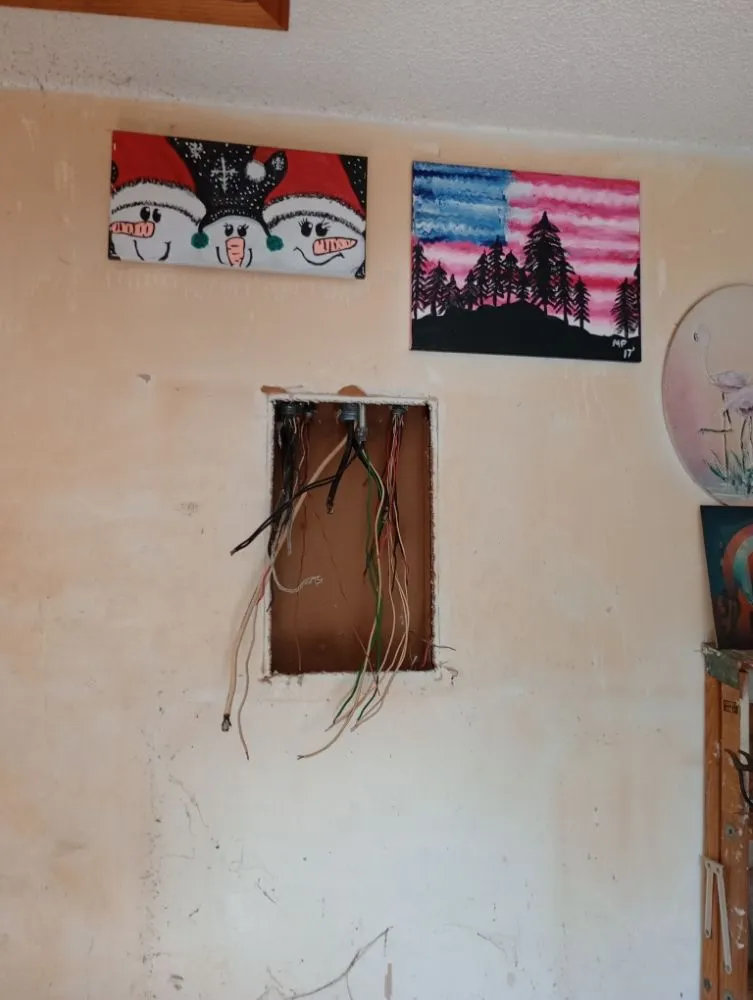 Trusted electrical repair in ,  by Handyman Services of Pompano