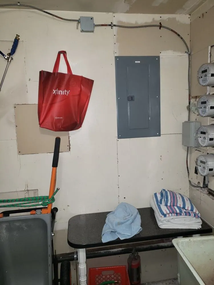 Slide of Handyman Services of Seattle