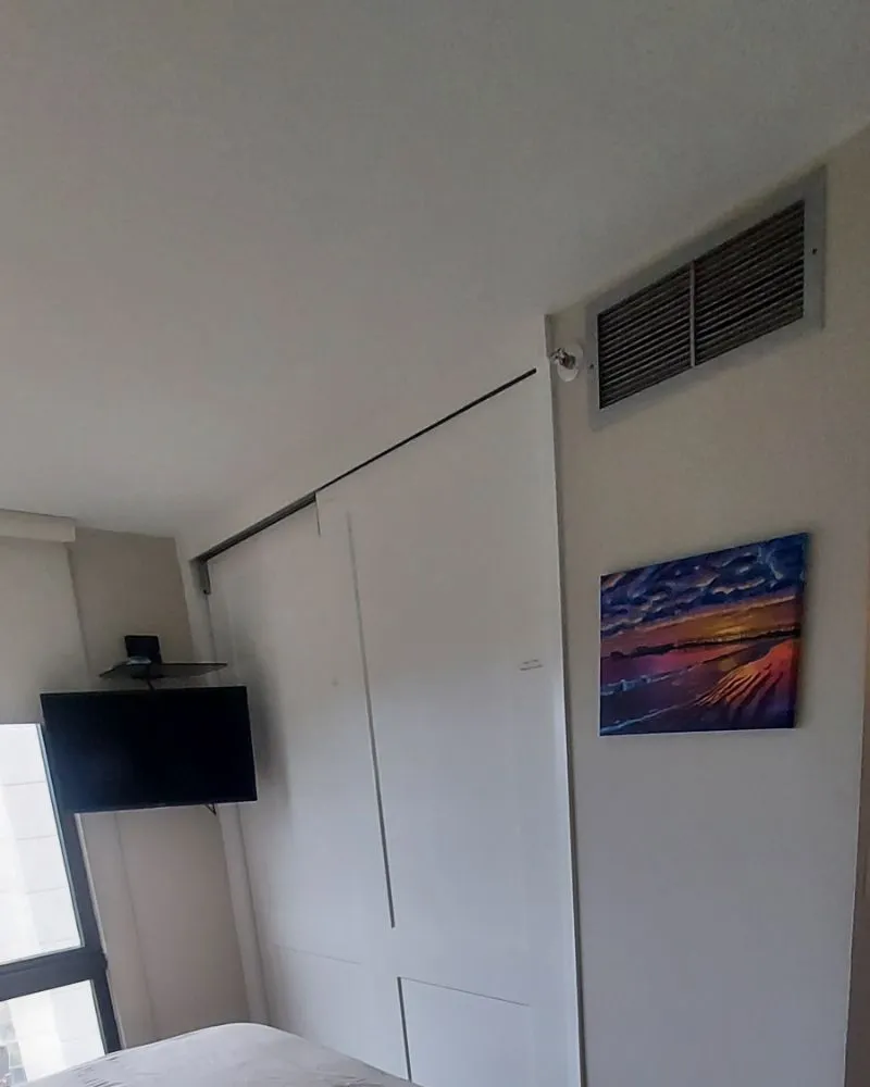 Expert electrician providing panel upgrade in Urban Honolulu, HI - Handyman Services