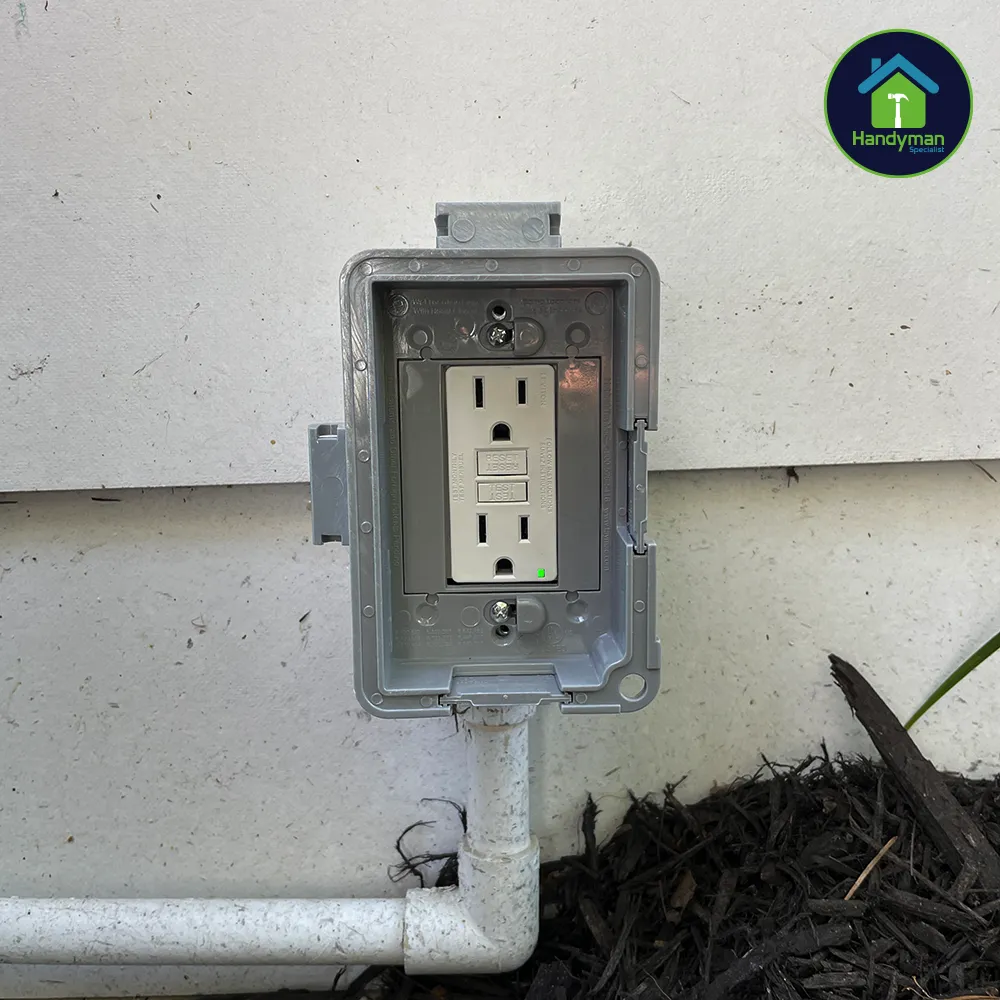 Slide of Handyman Specialist