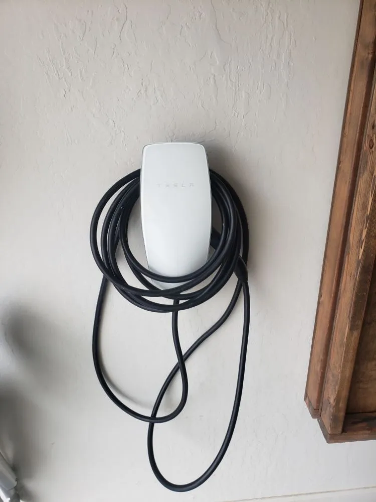 Expert electrical service for homes in circuit breaker repair,  by 