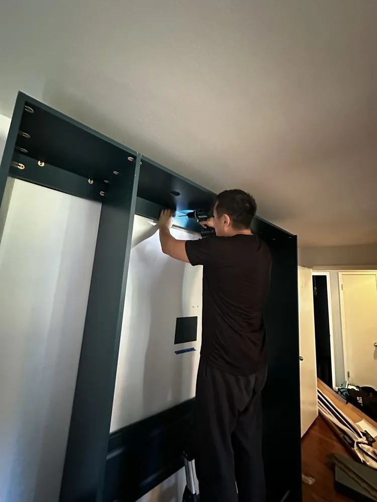 Slide of Handyman YKT