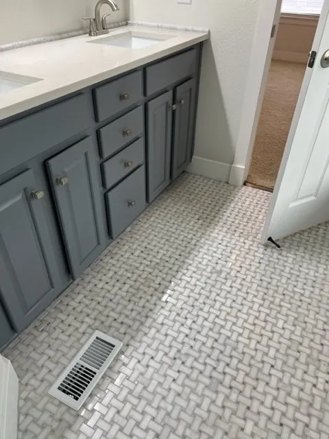 Slide of Handyman911 US