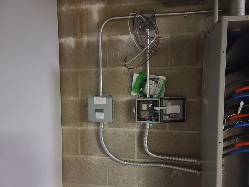 Slide of HandyVolt Electric