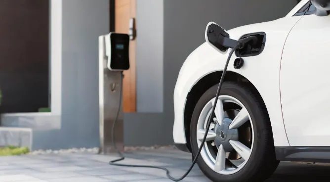 Slide of Hang's Electric