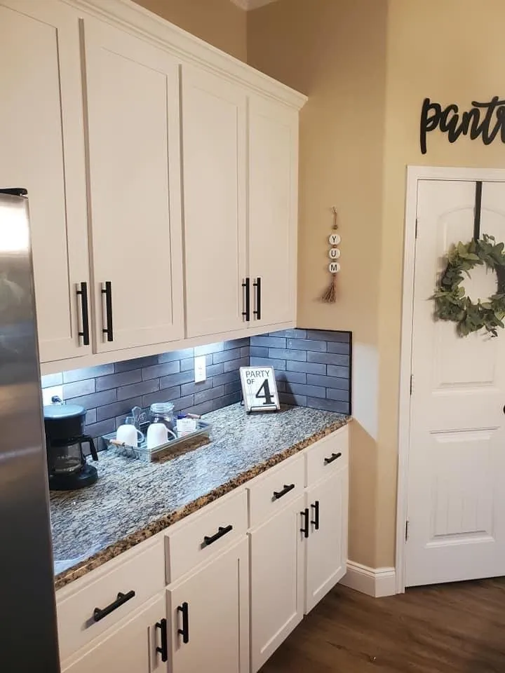 Slide of Hank's Handyman Services