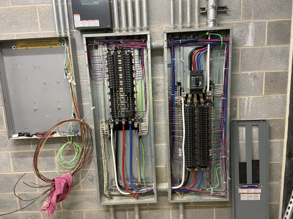Emergency electrician providing lighting installation in Etters, PA - Hannon's Electrical