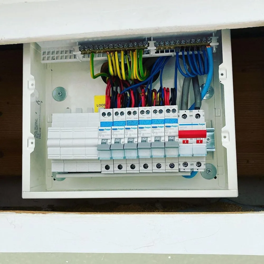 Slide of Hans Electrical