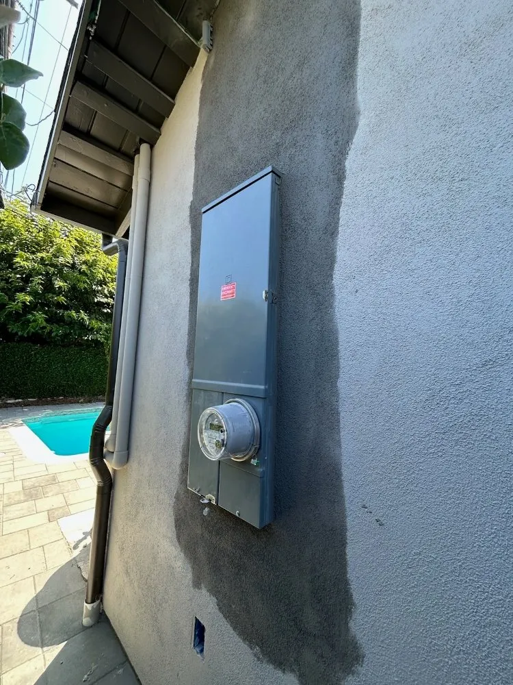 Slide of Hanseth Electric