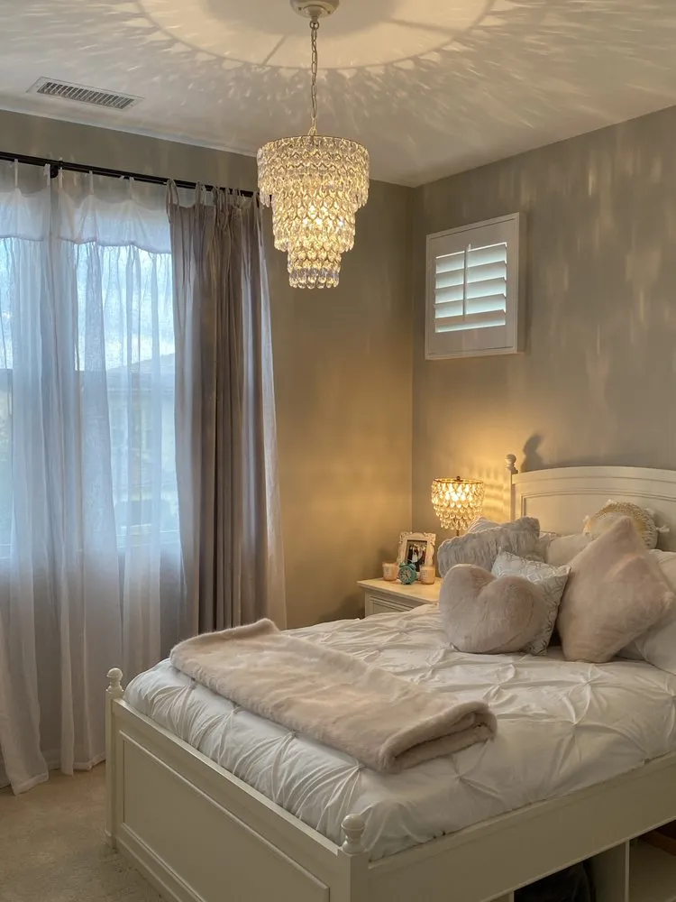 Affordable outlet and switch repair service in , - Hanseth Electric