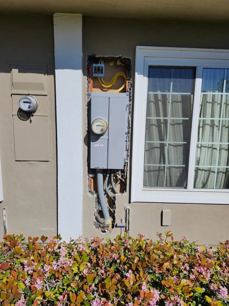 Slide of Hanseth Electric