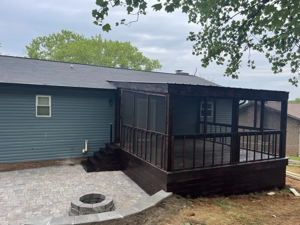 Slide of Hanthorn Construction & Remodeling