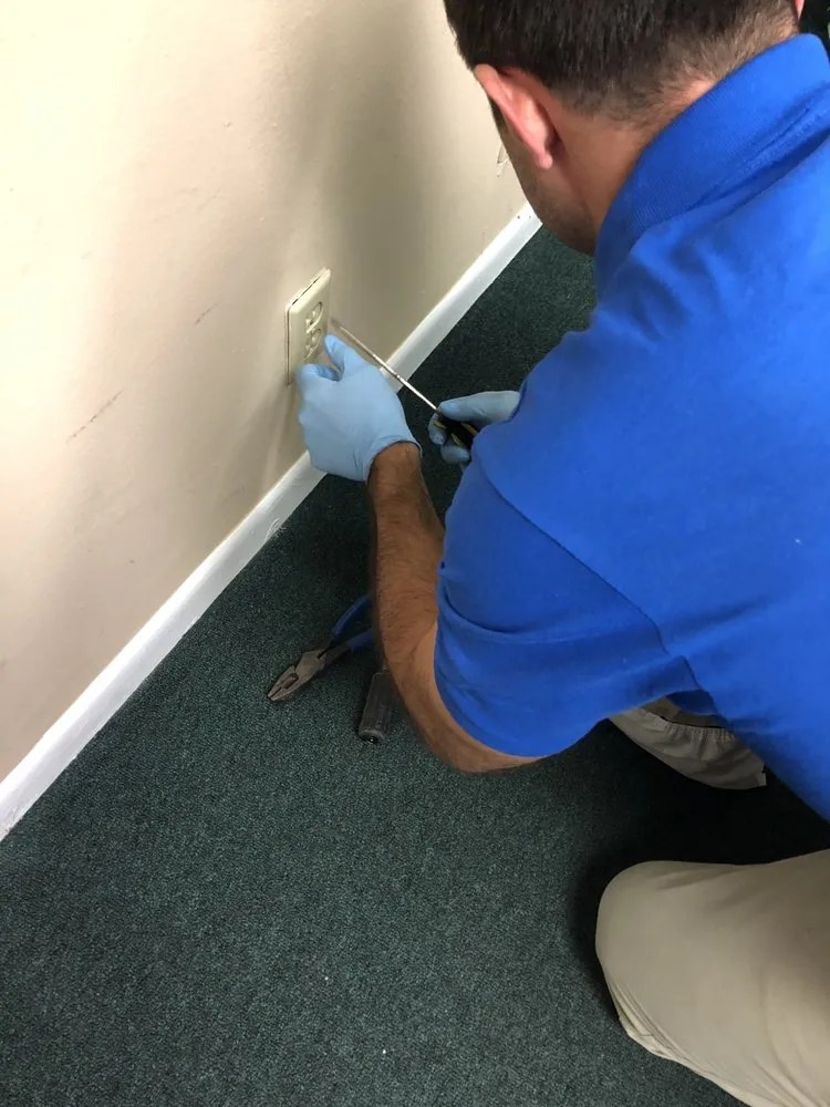 Certified outlet and switch repair experts serving ,  - Happy Home 24/7 Electricians