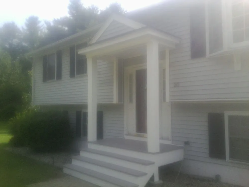 Slide of Hardacre’s Handyman service