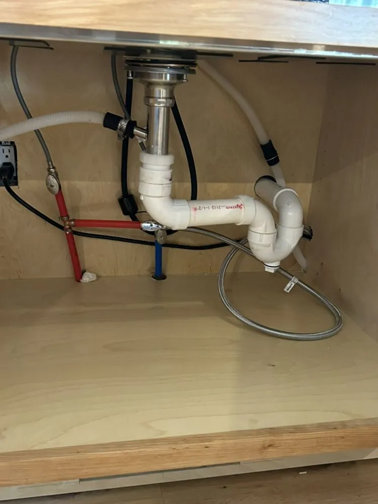 Slide of Hardacre’s Handyman service